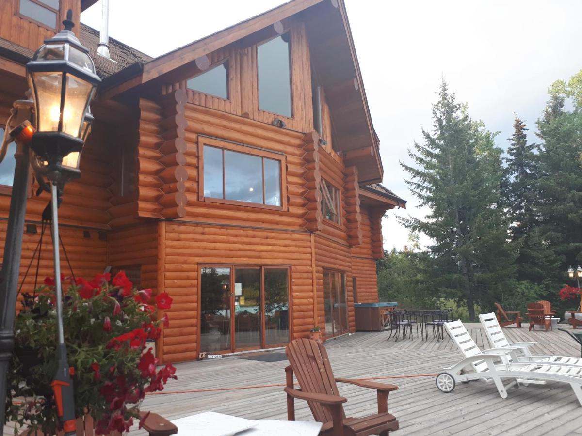 Bridge LakeWettstone Guest Ranch住宿加早餐旅馆 外观 照片